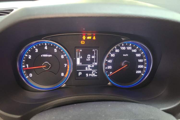 Used Hyundai ix25 2017 1.6L Automatic Smart Version Instrument Cluster