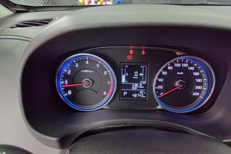 Used Hyundai ix25 2017 1.6L Automatic Smart Version Instrument Cluster
