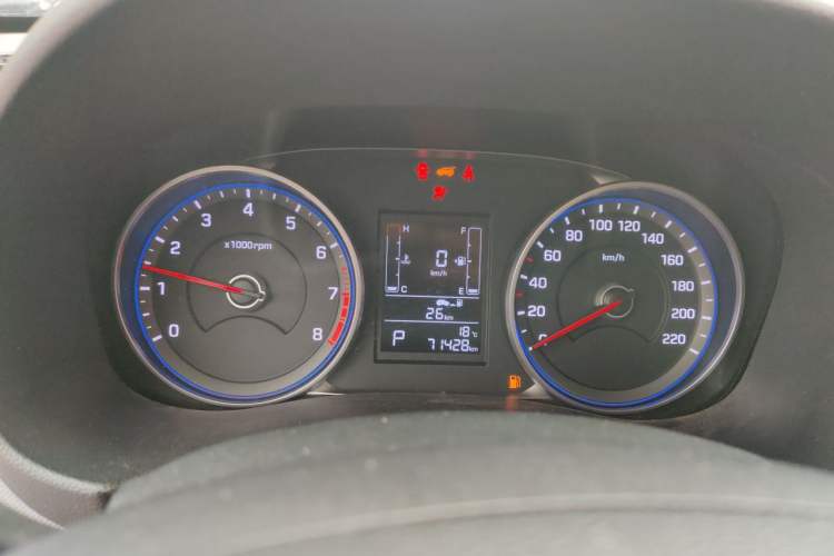 Used Hyundai ix25 2017 1.6L Automatic Smart Version Instrument Cluster