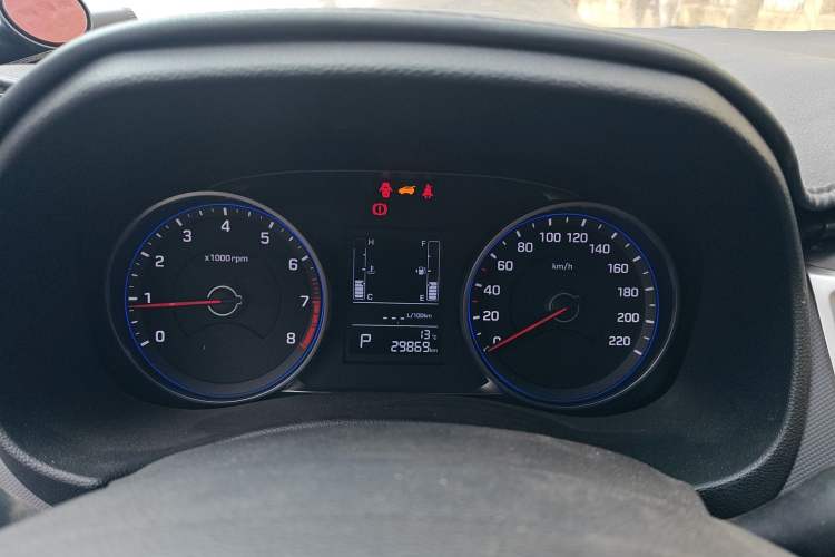 Used Hyundai ix25 2017 1.6L Automatic Smart Version Instrument Cluster