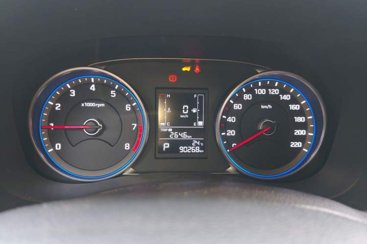 Used Hyundai ix25 2017 1.6L Automatic Smart Version Instrument Cluster