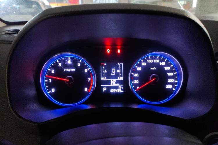 Used Hyundai ix25 2017 1.6L Automatic Smart Version Instrument Cluster