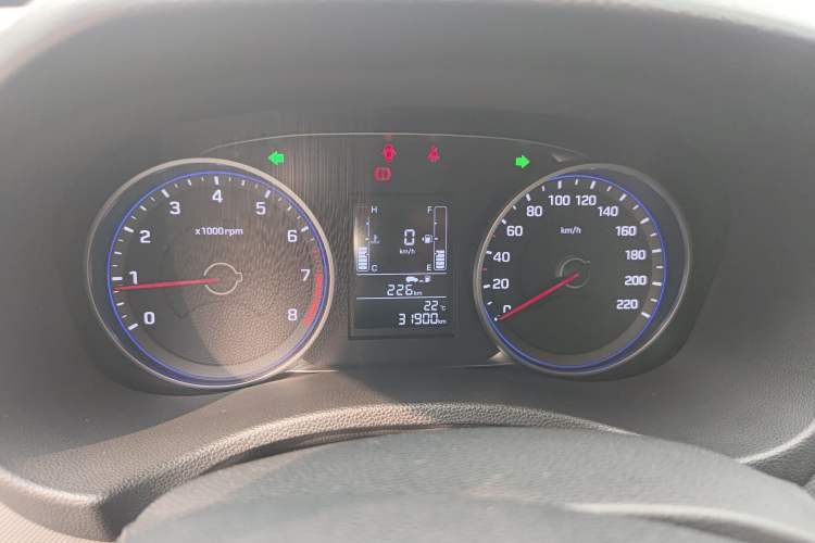 Used Hyundai ix25 2017 1.6L Manual Fashion Model Instrument Cluster