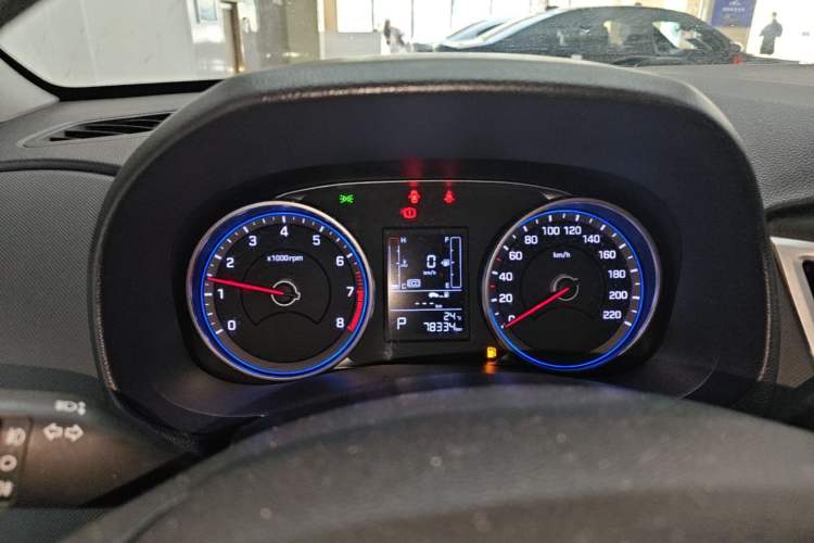 Used Hyundai ix25 2017 1.6L Automatic Smart Version Instrument Cluster