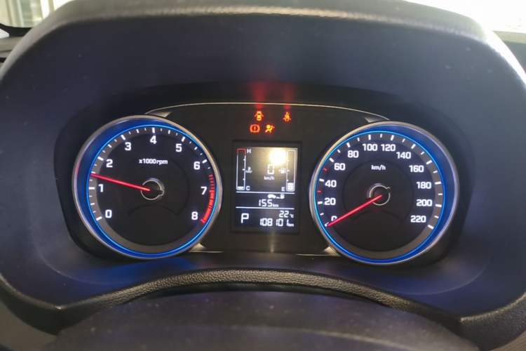 Used Hyundai ix25 2017 1.6L Automatic Smart Version Instrument Cluster