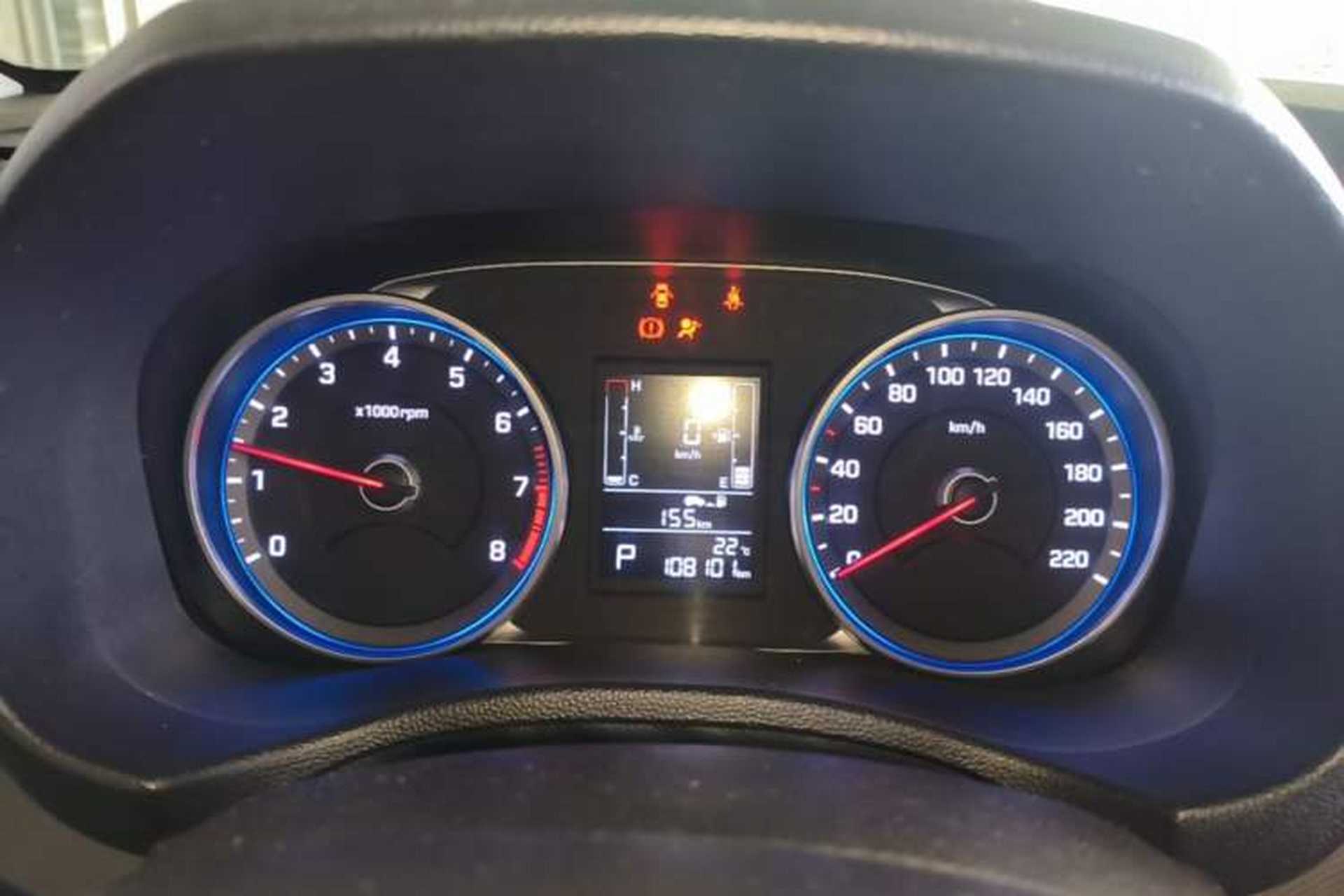Used Hyundai ix25 2017 1.6L Automatic Smart Version Instrument Cluster