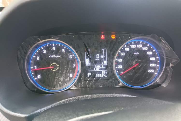 Used Hyundai ix25 2017 1.6L Automatic Smart Version Instrument Cluster