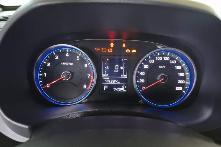 Used Hyundai ix25 2017 1.6L Automatic Smart Version Instrument Cluster