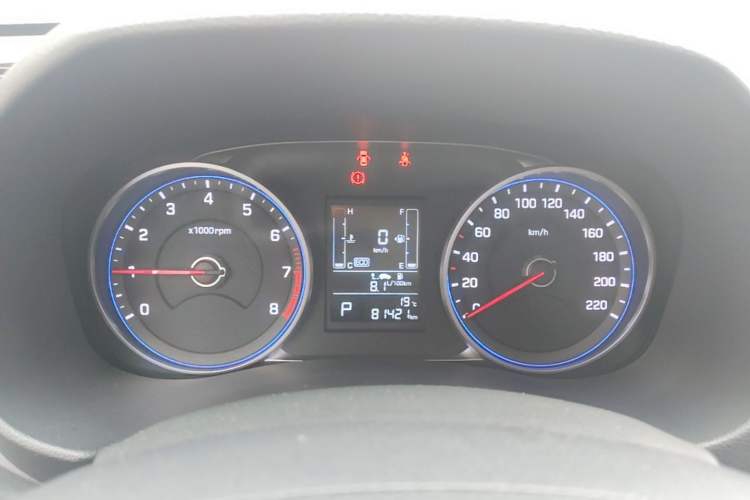 Used Hyundai ix25 2017 1.6L Automatic Smart Version Instrument Cluster