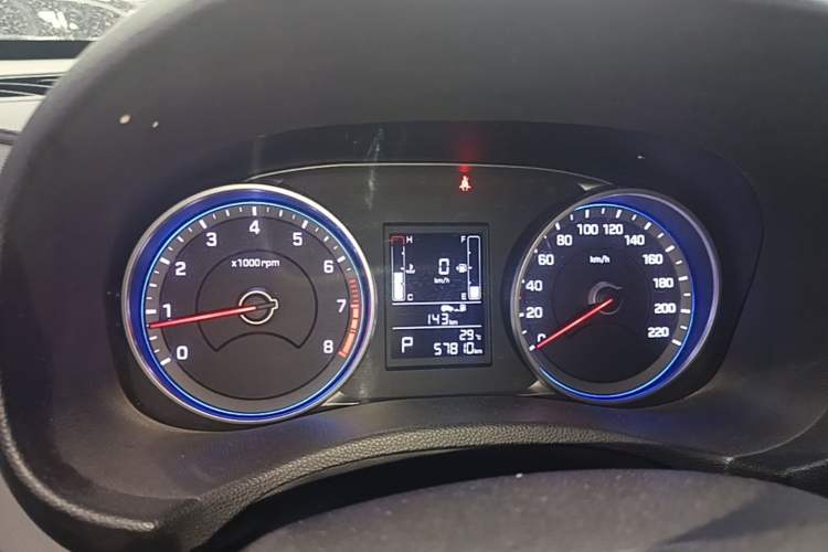 Used Hyundai ix25 2017 1.6L Automatic Smart Version Instrument Cluster