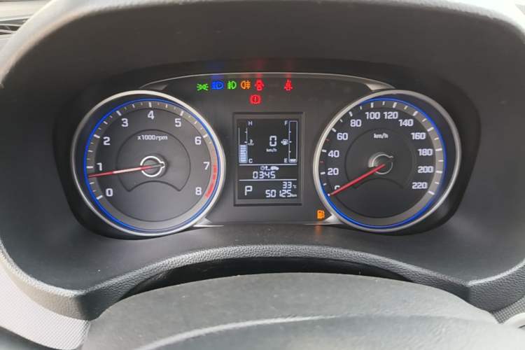 Used Hyundai ix25 2017 1.6L Automatic Smart Version Instrument Cluster