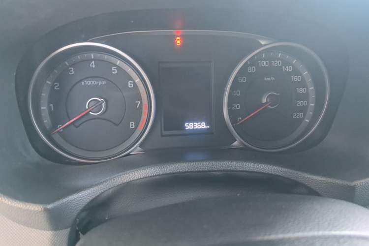 Used Hyundai ix25 2017 1.6L Automatic Smart Version Instrument Cluster