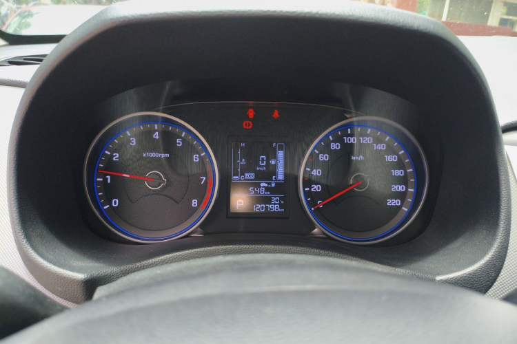 Used Hyundai ix25 2017 1.6L Automatic Smart Version Instrument Cluster