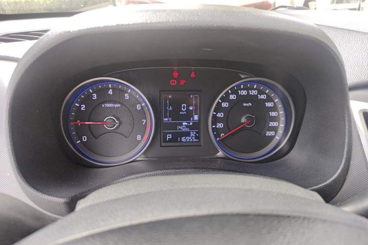 Used Hyundai ix25 2017 1.6L Automatic Smart Version Instrument Cluster