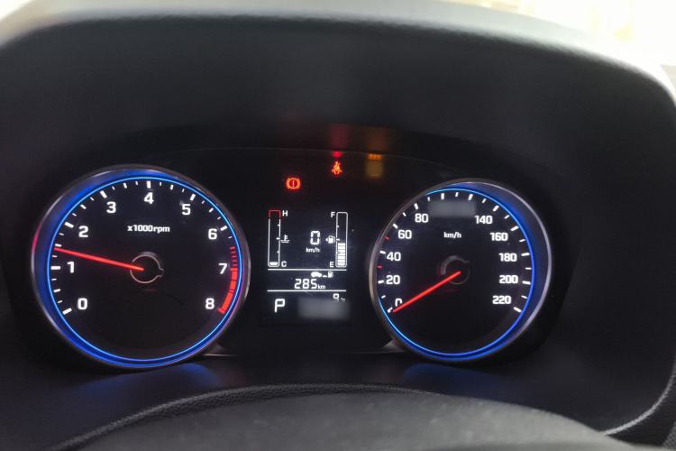 Used Hyundai ix25 2017 1.6L Automatic Smart Version Instrument Cluster