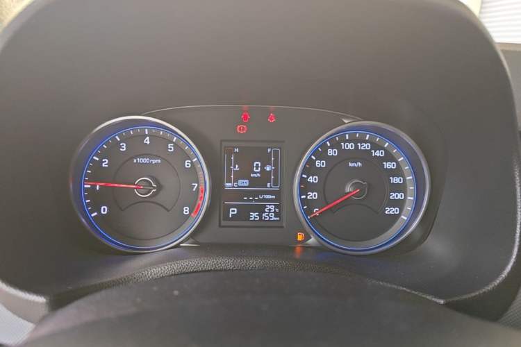 Used Hyundai ix25 2017 1.6L Automatic Smart Version Instrument Cluster