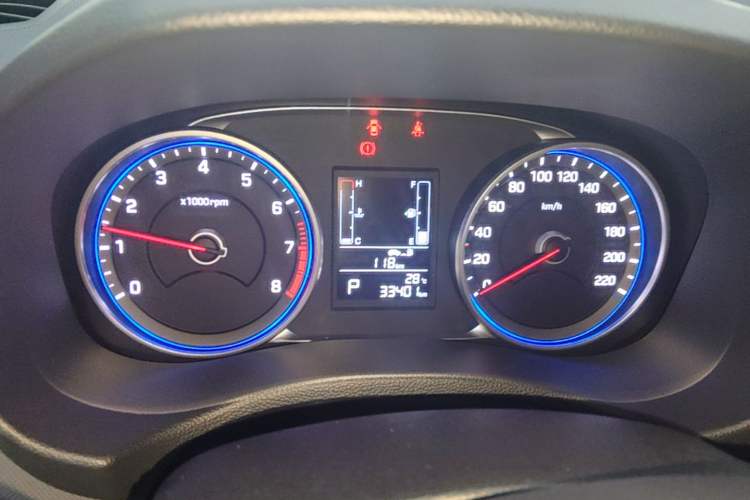 Used Hyundai ix25 2017 1.6L Automatic Smart Version Instrument Cluster