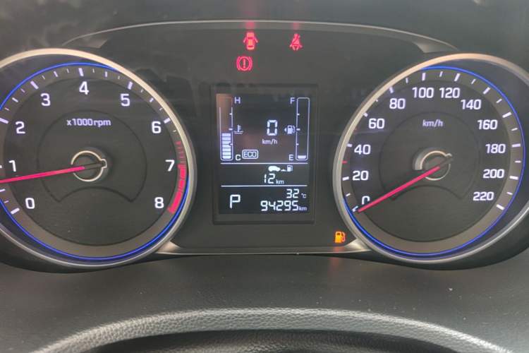 Used Hyundai ix25 2017 1.6L Automatic Smart Version Instrument Cluster
