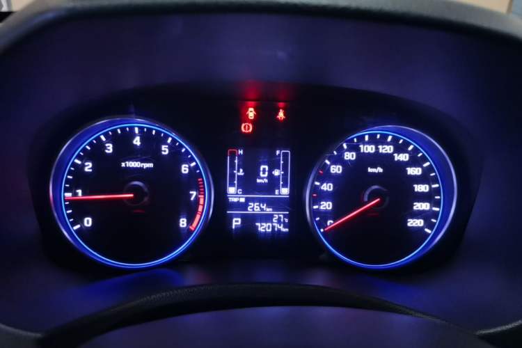 Used Hyundai ix25 2017 1.6L Automatic Smart Version Instrument Cluster