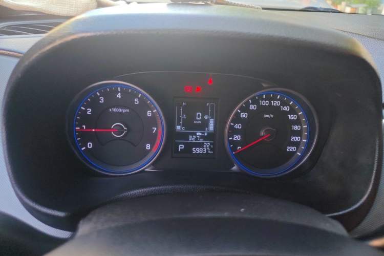 Used Hyundai ix25 2017 1.6L Automatic Smart Version Instrument Cluster