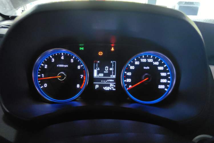 Used Hyundai ix25 2017 1.6L Automatic Smart Version Instrument Cluster