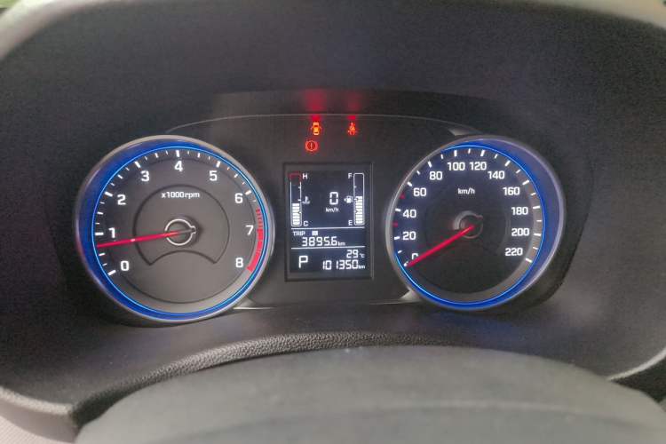 Used Hyundai ix25 2017 1.6L Automatic Smart Version Instrument Cluster