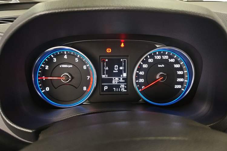Used Hyundai ix25 2017 1.6L Automatic Smart Version Instrument Cluster