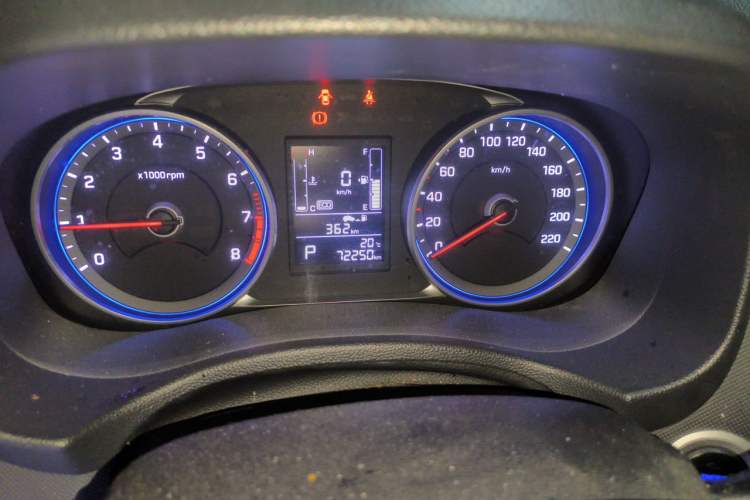 Used Hyundai ix25 2017 1.6L Automatic Smart Version Instrument Cluster