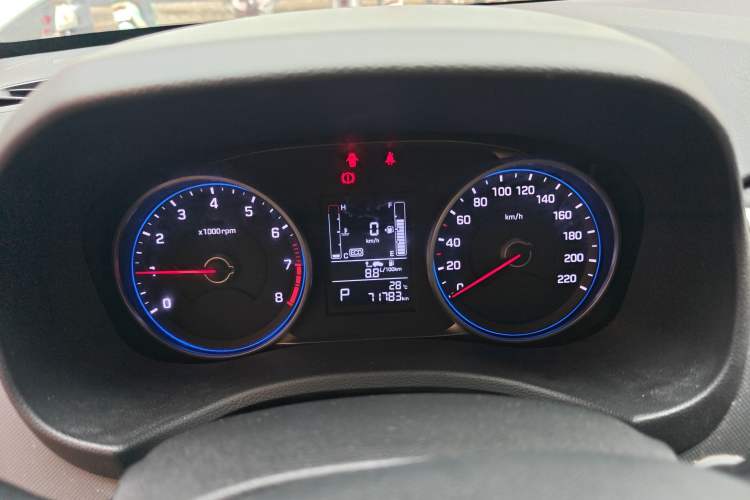 Used Hyundai ix25 2017 1.6L Automatic Smart Version Instrument Cluster