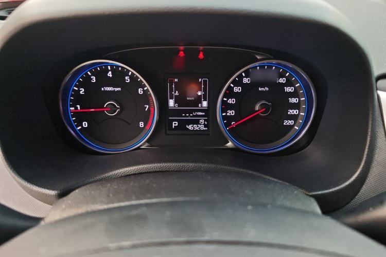 Used Hyundai ix25 2017 1.6L Automatic Smart Version Instrument Cluster