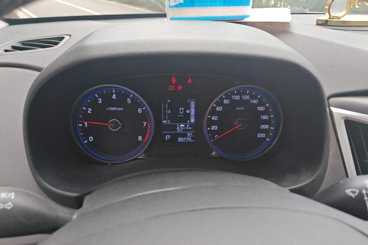 Used Hyundai ix25 2017 1.6L Automatic Smart Version Instrument Cluster