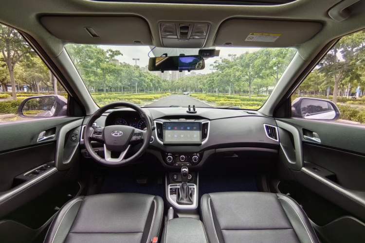 Used Hyundai ix25 2017 1.6L Automatic Smart Version Interior 1