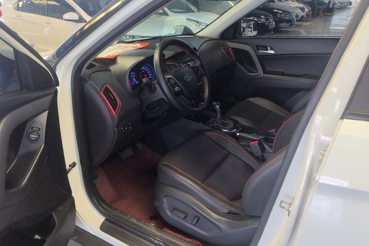 Used Hyundai ix25 2017 1.4T Automatic Smart Version Interior 1