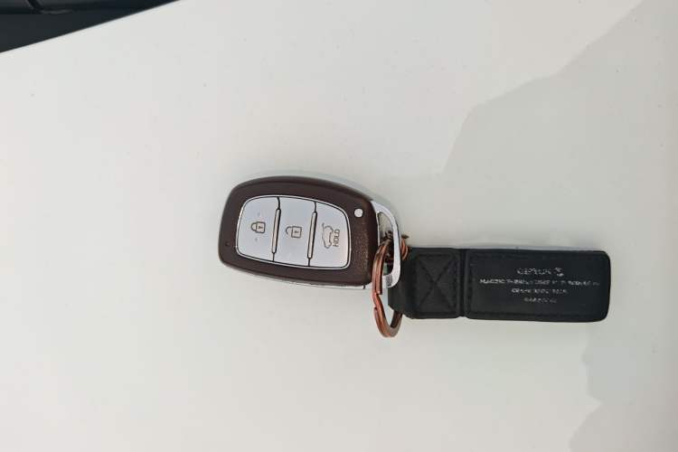Used Hyundai ix25 2017 1.6L Automatic Smart Version Interior 1