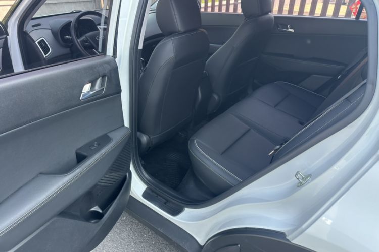 Used Hyundai ix25 2017 1.6L Automatic Smart Version Interior 3