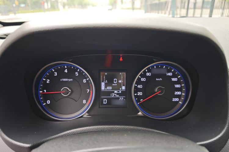 Used Hyundai ix25 2017 1.6L Automatic Smart Version Interior 3