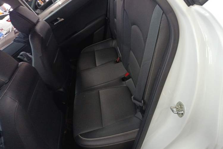 Used Hyundai ix25 2017 1.6L Automatic Smart Version Interior 3