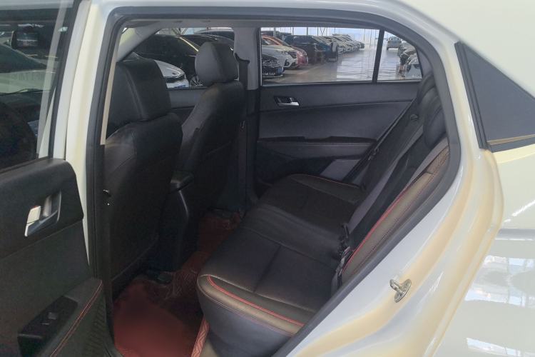 Used Hyundai ix25 2017 1.4T Automatic Smart Version Interior 3