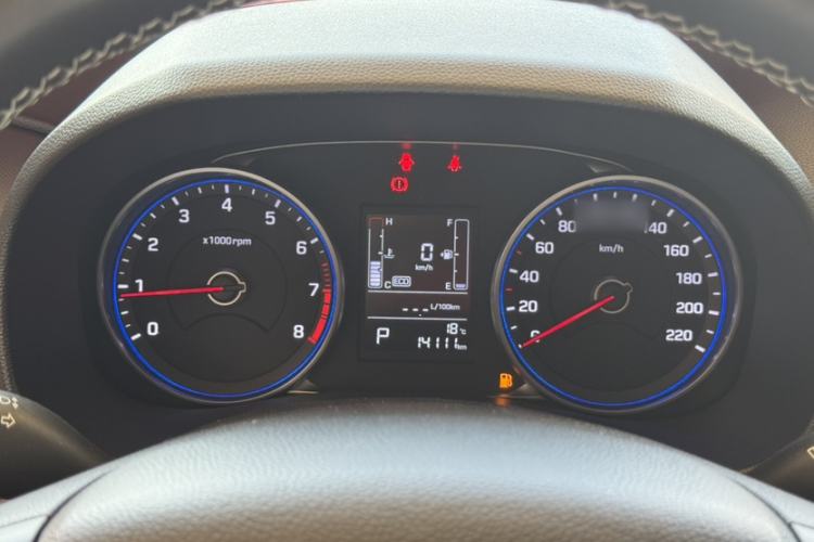 Used Hyundai ix25 2017 1.6L Automatic Smart Version Interior 6