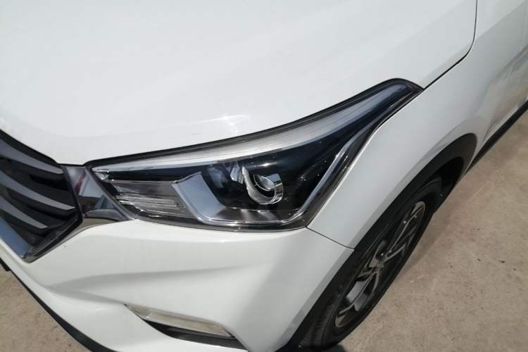 Used Hyundai ix25 2017 1.6L Automatic Smart Version Left Front Headlight