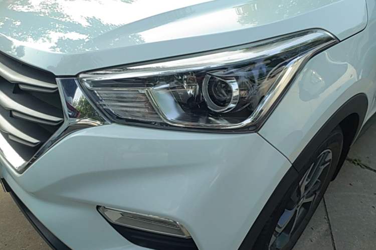 Used Hyundai ix25 2017 1.6L Automatic Smart Version Left Front Headlight