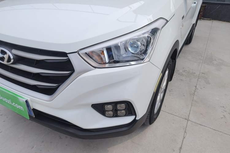 Used Hyundai ix25 2017 1.6L Manual Fashion Model Left Front Headlight