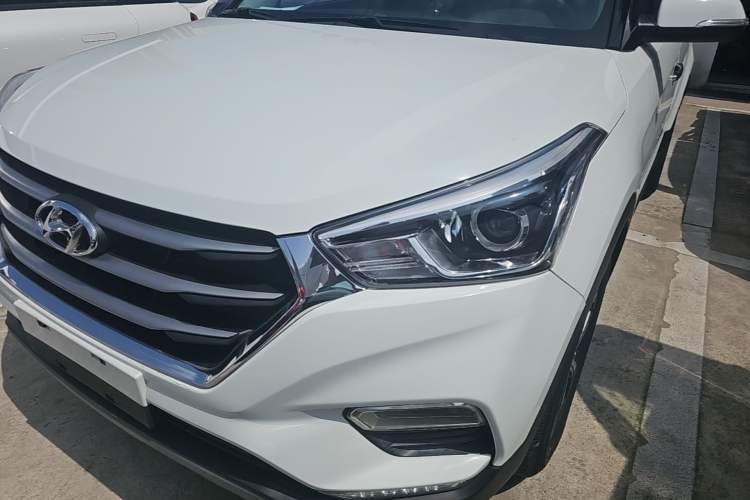 Used Hyundai ix25 2017 1.6L Automatic Smart Version Left Front Headlight