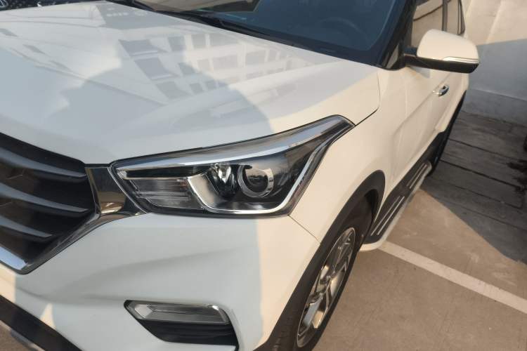 Used Hyundai ix25 2017 1.6L Automatic Smart Version Left Front Headlight