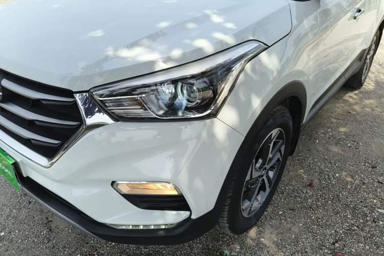 Used Hyundai ix25 2017 1.6L Automatic Smart Version Left Front Headlight
