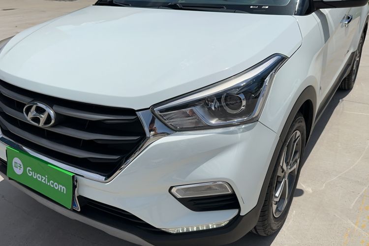 Used Hyundai ix25 2017 1.6L Automatic Smart Version Left Front Headlight