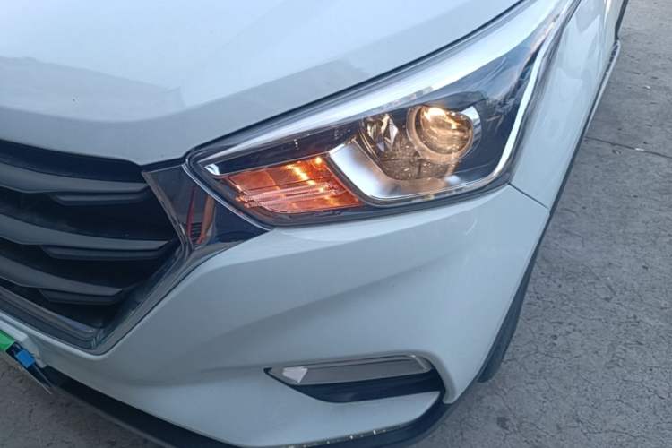 Used Hyundai ix25 2017 1.6L Automatic Smart Version Left Front Headlight