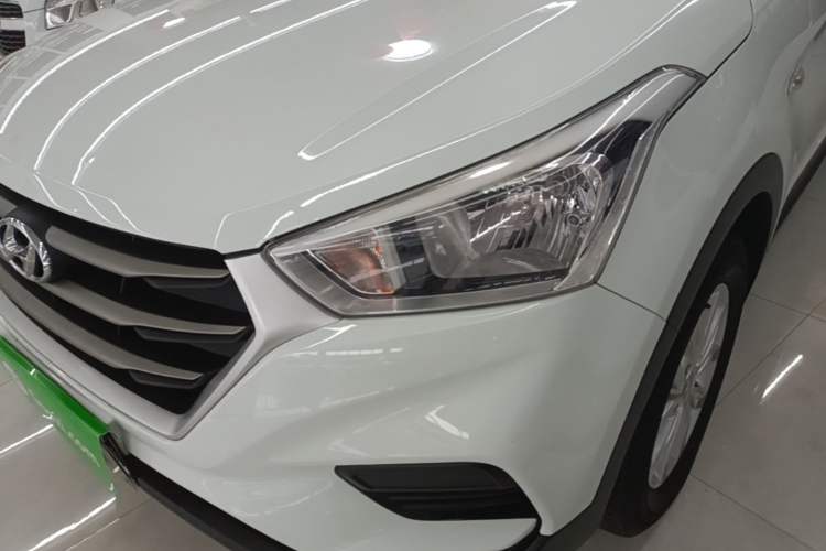 Used Hyundai ix25 2017 1.6L Manual Fashion Model Left Front Headlight