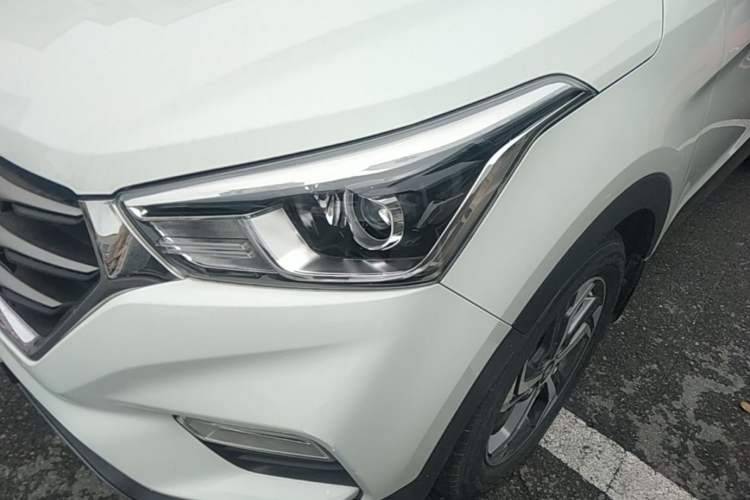 Used Hyundai ix25 2017 1.6L Automatic Smart Version Left Front Headlight