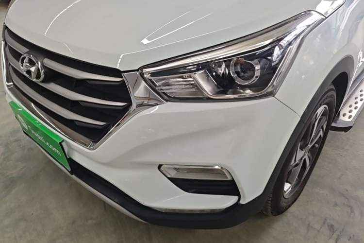 Used Hyundai ix25 2017 1.6L Automatic Smart Version Left Front Headlight